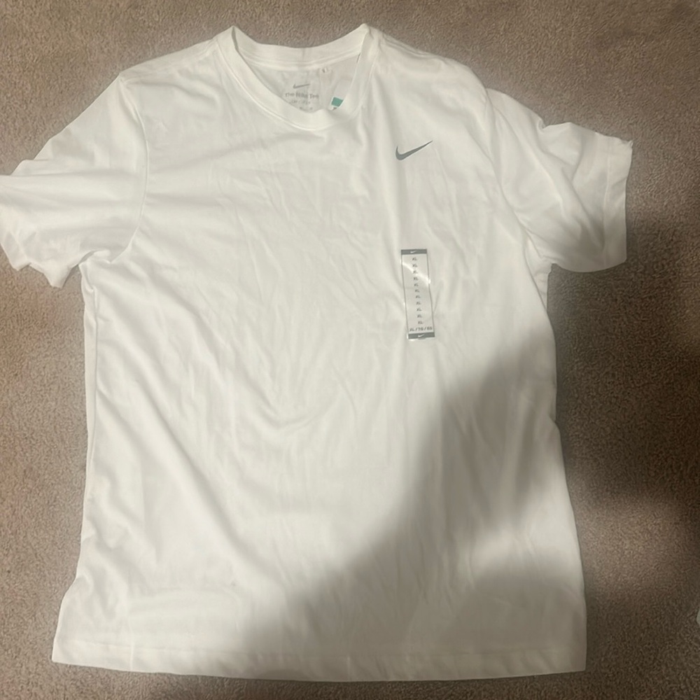 Nike  tee dri fit white